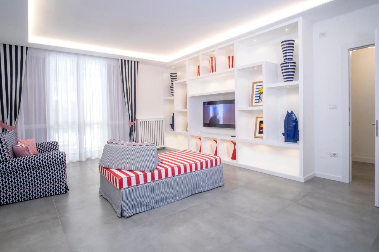 Yourhome - Unica Luxury Apartment Castellammare di Stabia Kültér fotó